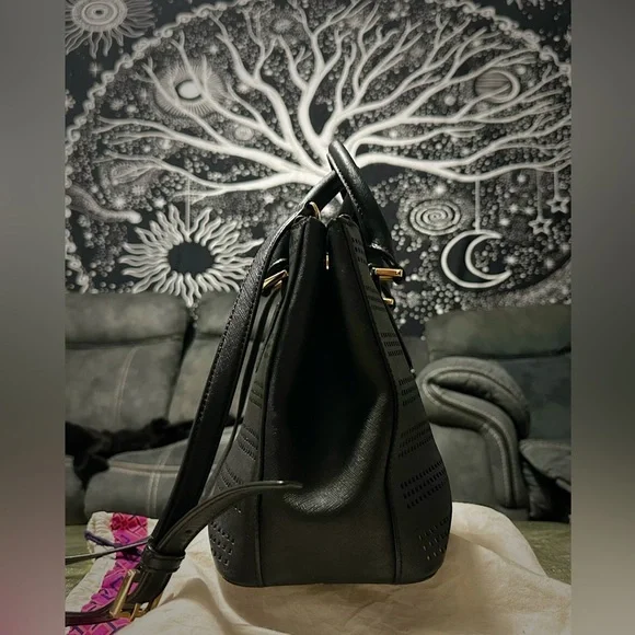 Vintage Tory Burch tote bag crossbody purse Black Satchel with Gold Accents - Picture 10 of 17